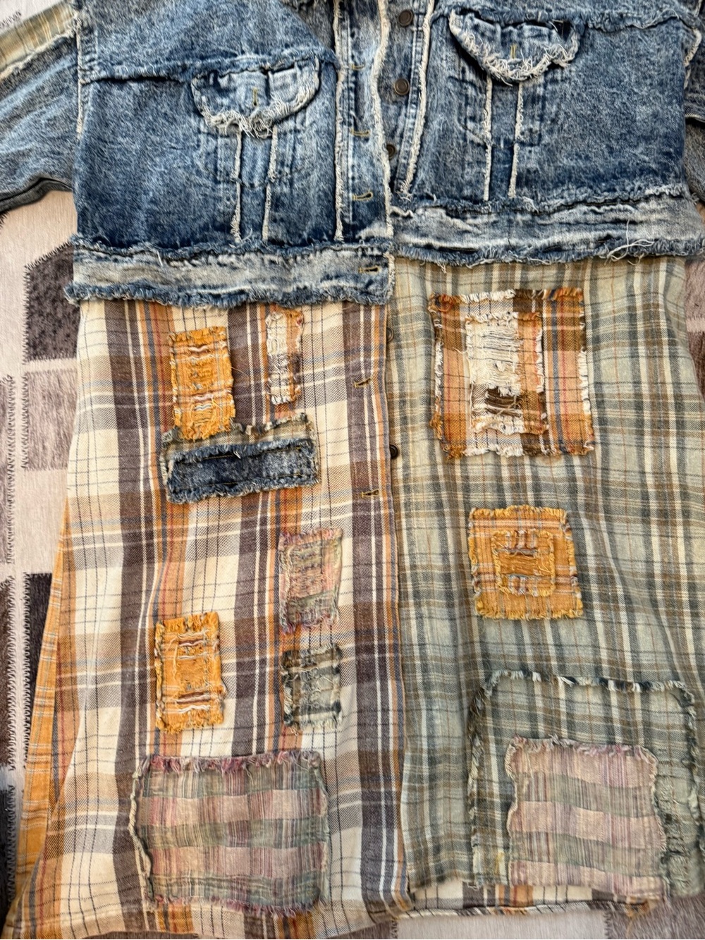 Oli & Hali Distressed Light Blue Denim Jacket with Yellow Plaid Lining Fits M-Xl - Picture 7 of 10